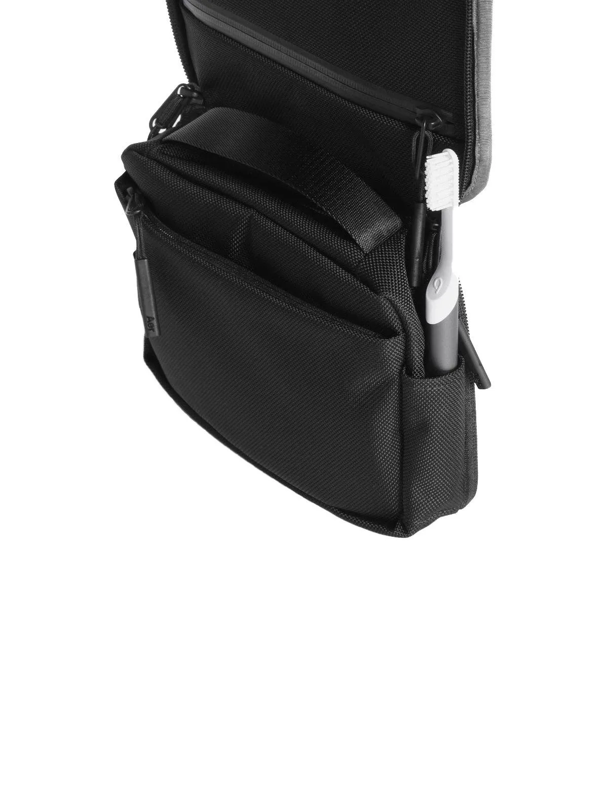 AER Travel Kit Black