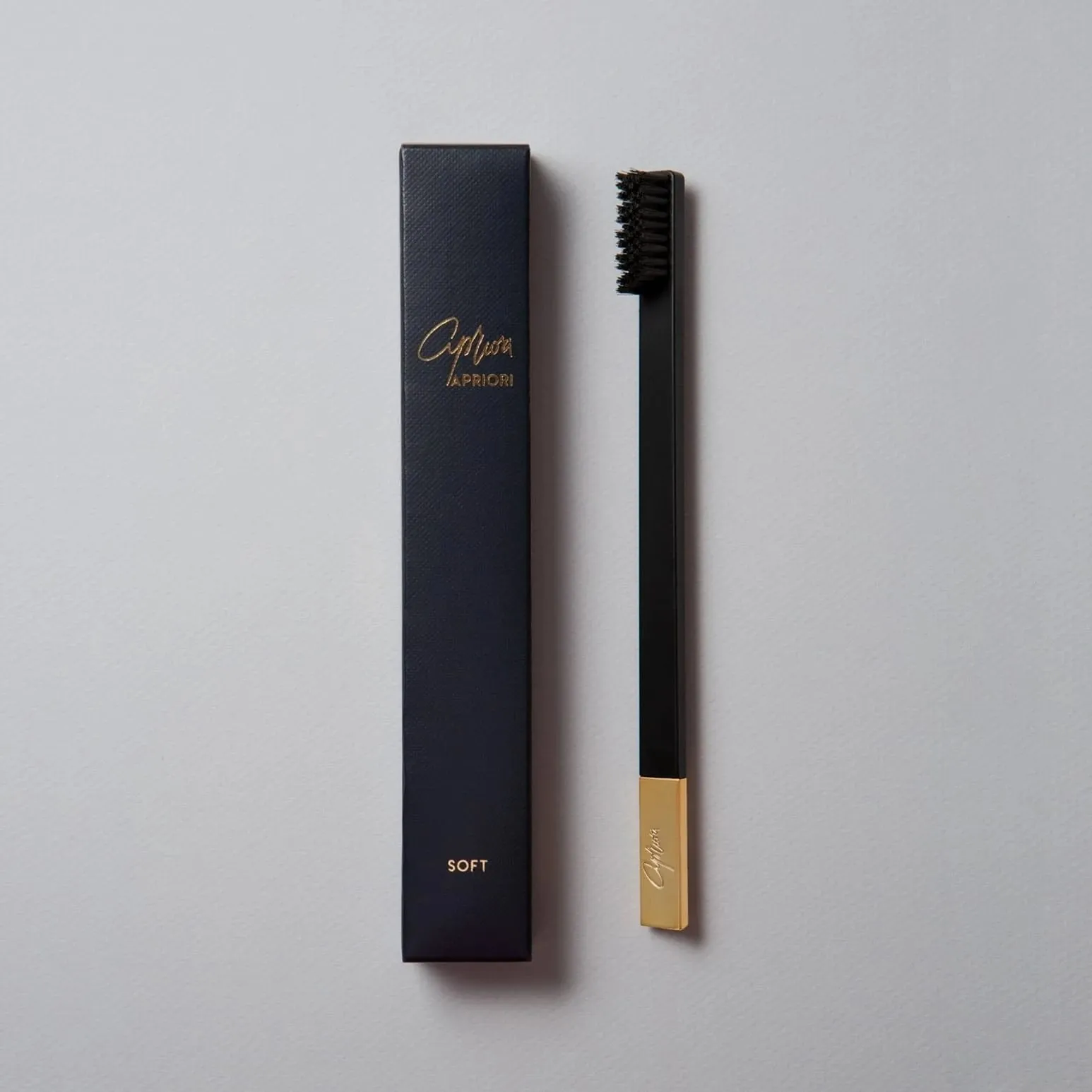 Apriori Slim Soft toothbrush Black Gold