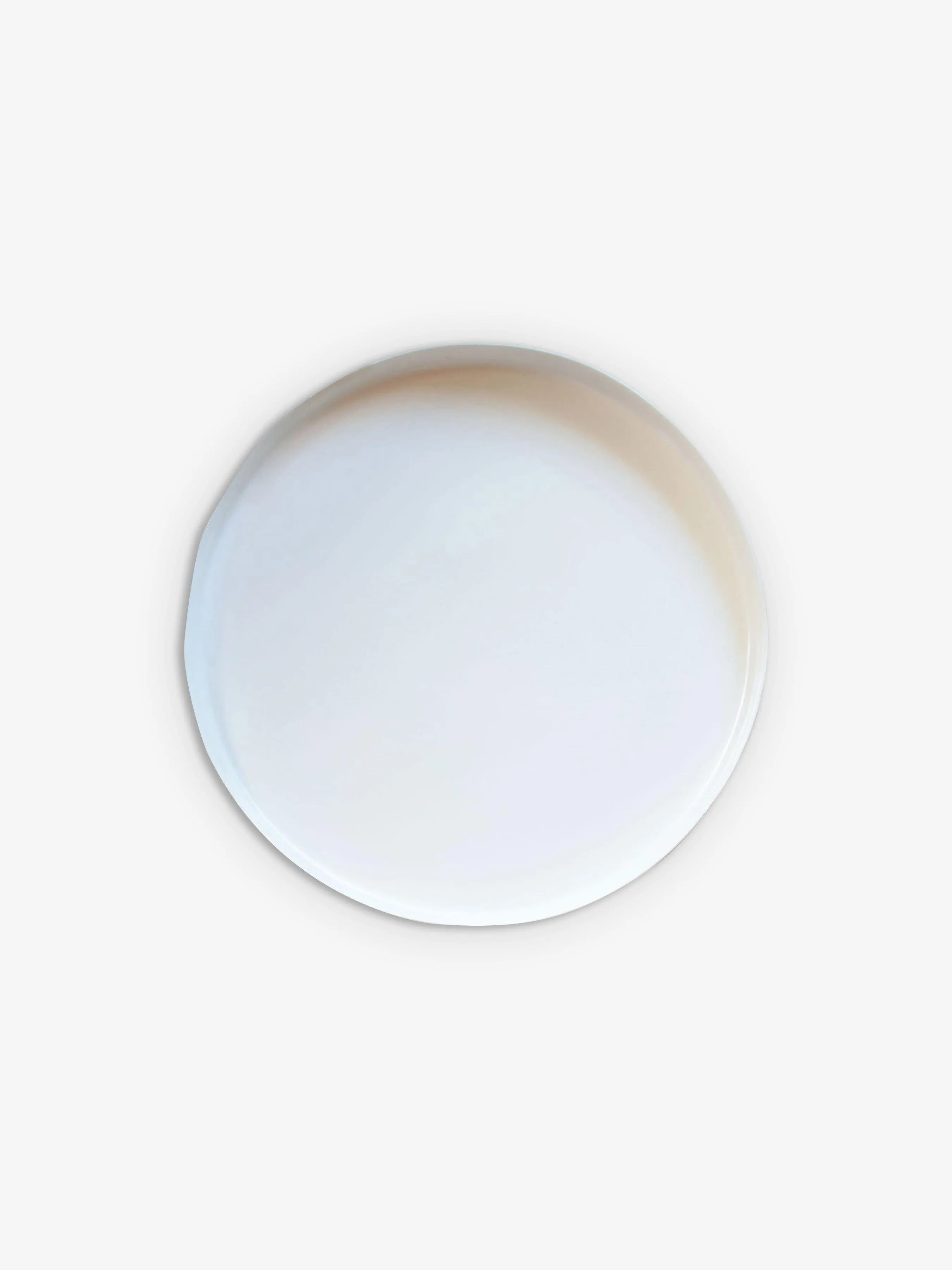 Ripple Charger in White by Urban Oasis