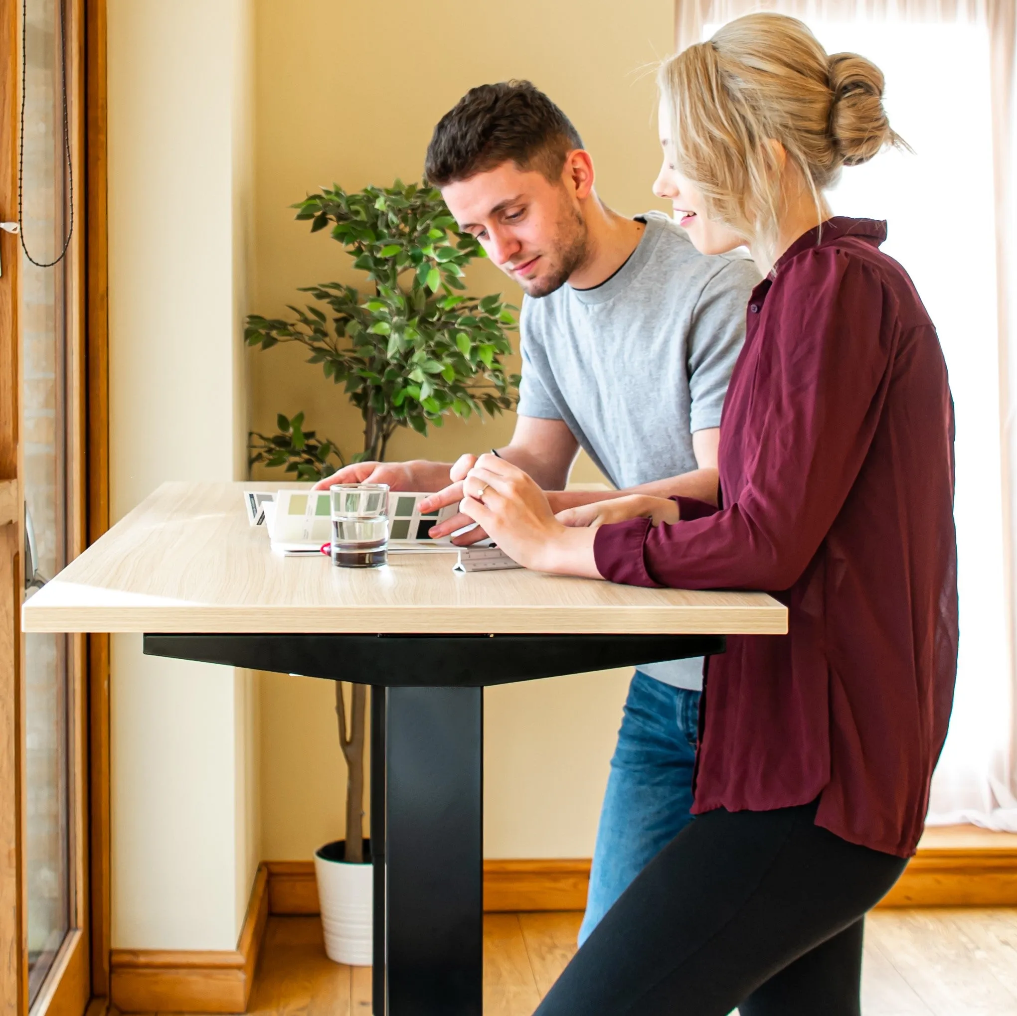 Stockholm Standing Desk (with Bluetooth control)